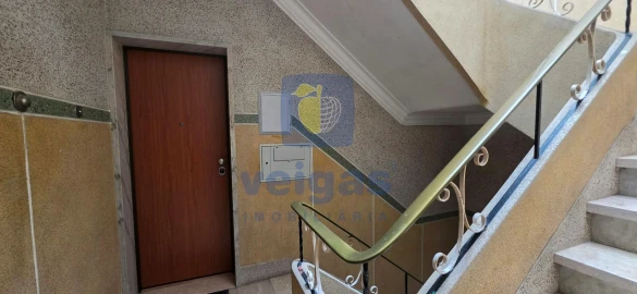 Apartamento T2 para Venda em Agualva e Mira-Sintra