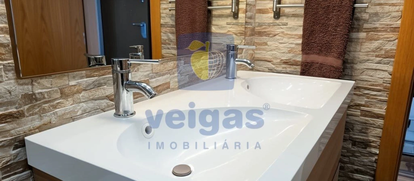 Apartamento T2 para Venda em Agualva e Mira-Sintra Foto 18