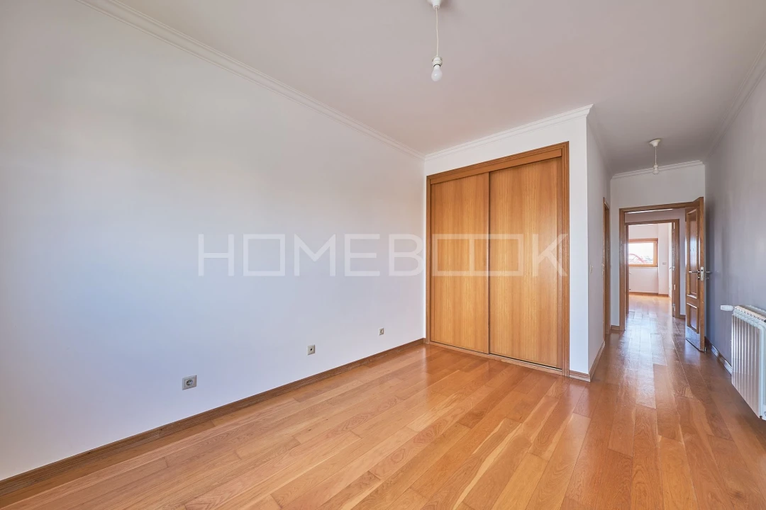 Apartamento T3 para Arrendamento em São Domingos de Benfica Foto 22
