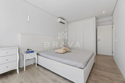 Moradia T5 para Venda em Montenegro