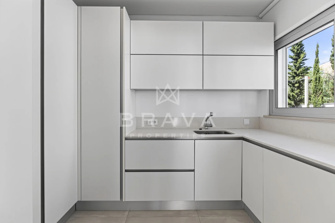 Moradia T5 para Venda em Montenegro Foto 11