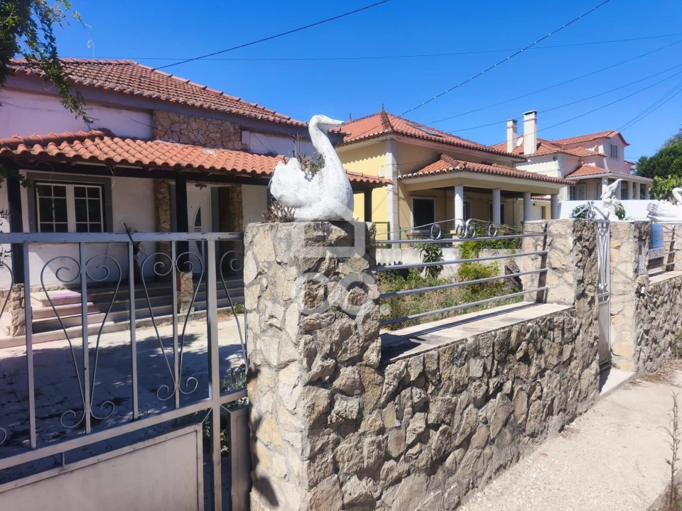 Moradia T3 para Venda em Loures Foto 4