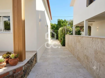 Moradia T3 para Venda em Loures