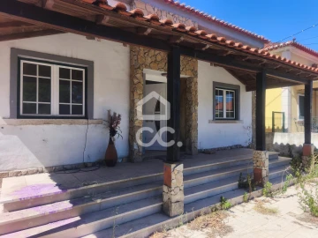 Moradia T3 para Venda em Loures