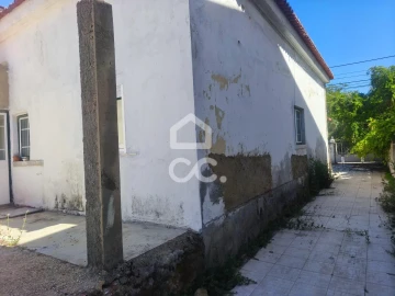 Moradia T3 para Venda em Loures