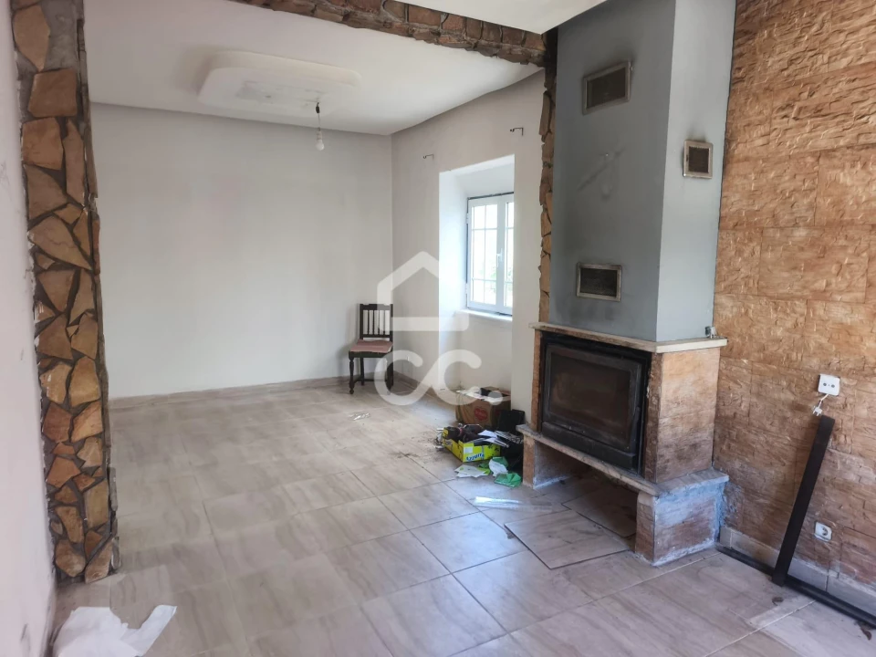 Moradia T3 para Venda em Loures Foto 12