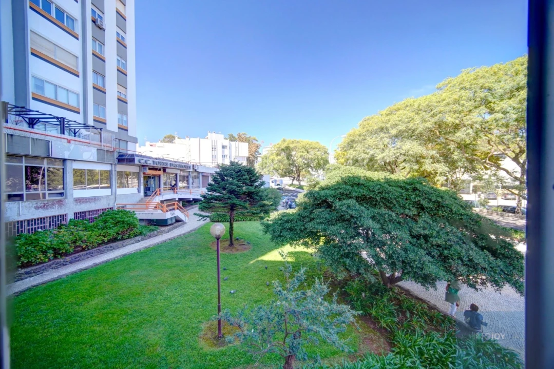 Apartamento T1 para Venda em Algés, Linda-A-Velha e Cruz Quebrada-Dafundo Foto 3