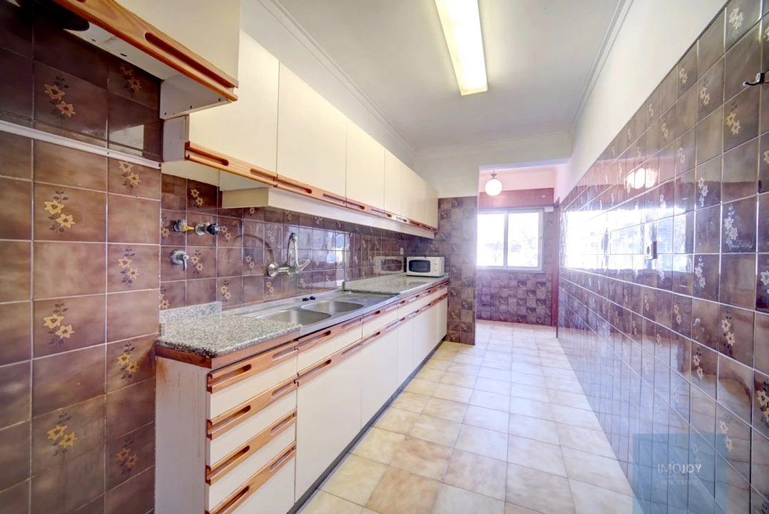 Apartamento T1 para Venda em Algés, Linda-A-Velha e Cruz Quebrada-Dafundo Foto 4