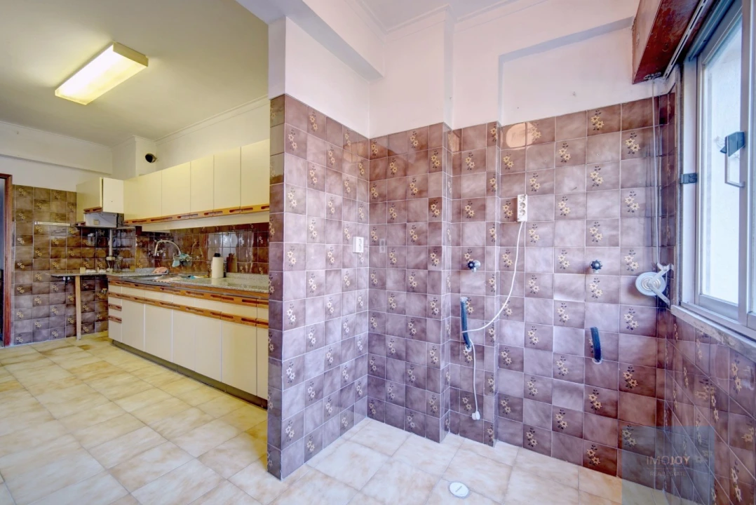 Apartamento T1 para Venda em Algés, Linda-A-Velha e Cruz Quebrada-Dafundo Foto 6