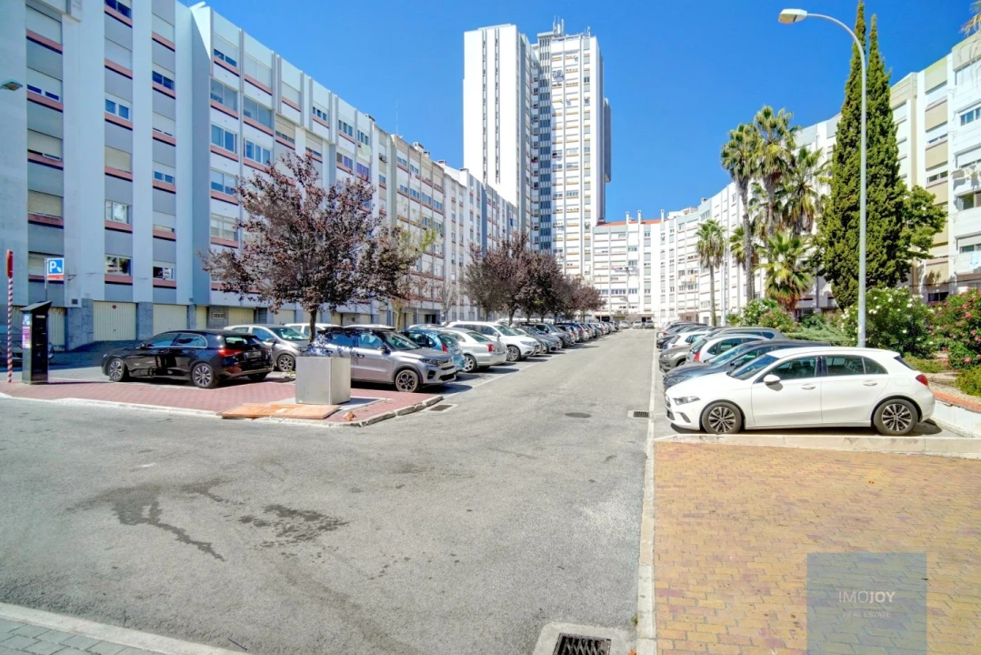 Apartamento T1 para Venda em Algés, Linda-A-Velha e Cruz Quebrada-Dafundo Foto 20