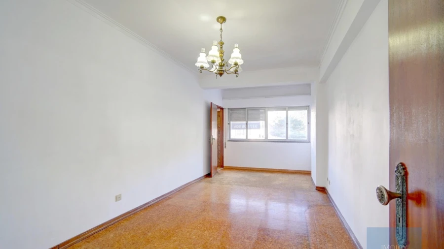 Apartamento T1 para Venda em Algés, Linda-A-Velha e Cruz Quebrada-Dafundo