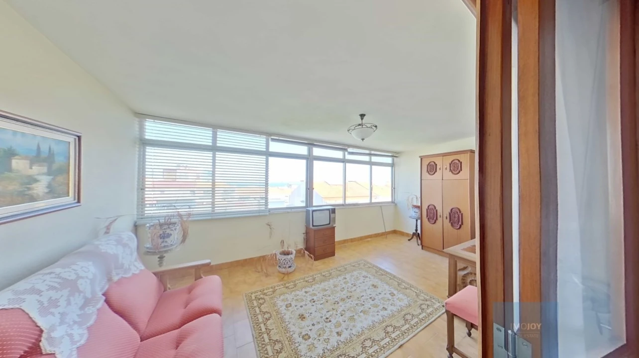 Apartamento T1 para Venda em Almada, Cova da Piedade, Pragal e Cacilhas Foto 3