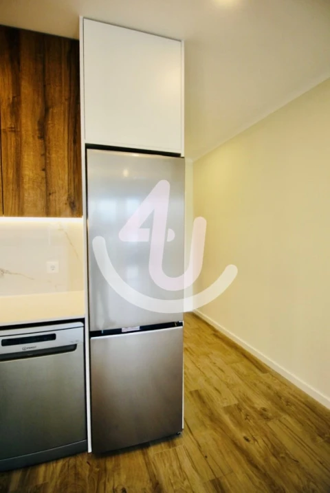Apartamento T1 para Venda em Alfeizerão