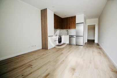Apartamento T1 para Venda em Alfeizerão