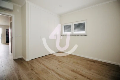 Apartamento T1 para Venda em Alfeizerão