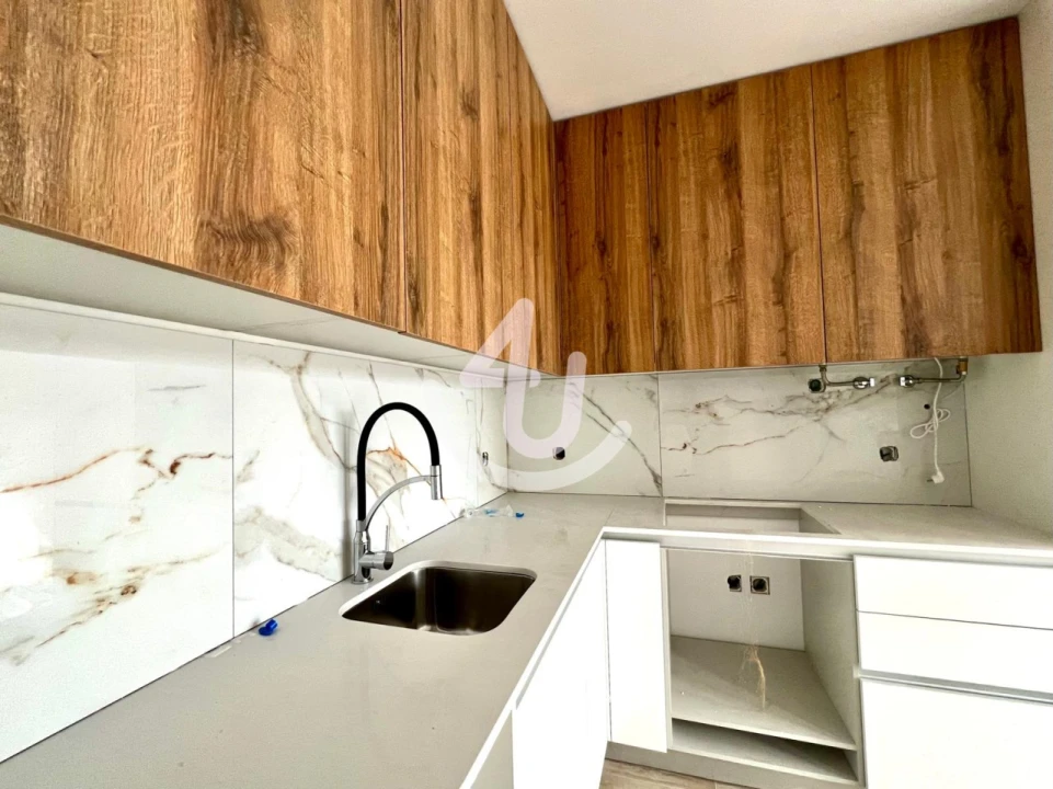 Apartamento T1 para Venda em Alfeizerão Foto 4