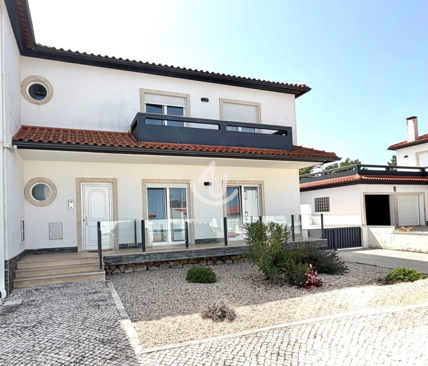 Apartamento T2 para Venda em Tornada e Salir do Porto Foto 3