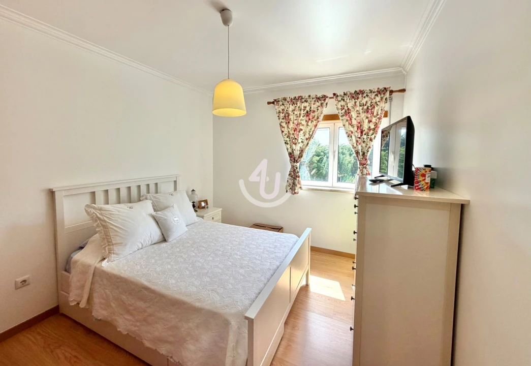 Apartamento T2 para Venda em Tornada e Salir do Porto Foto 17