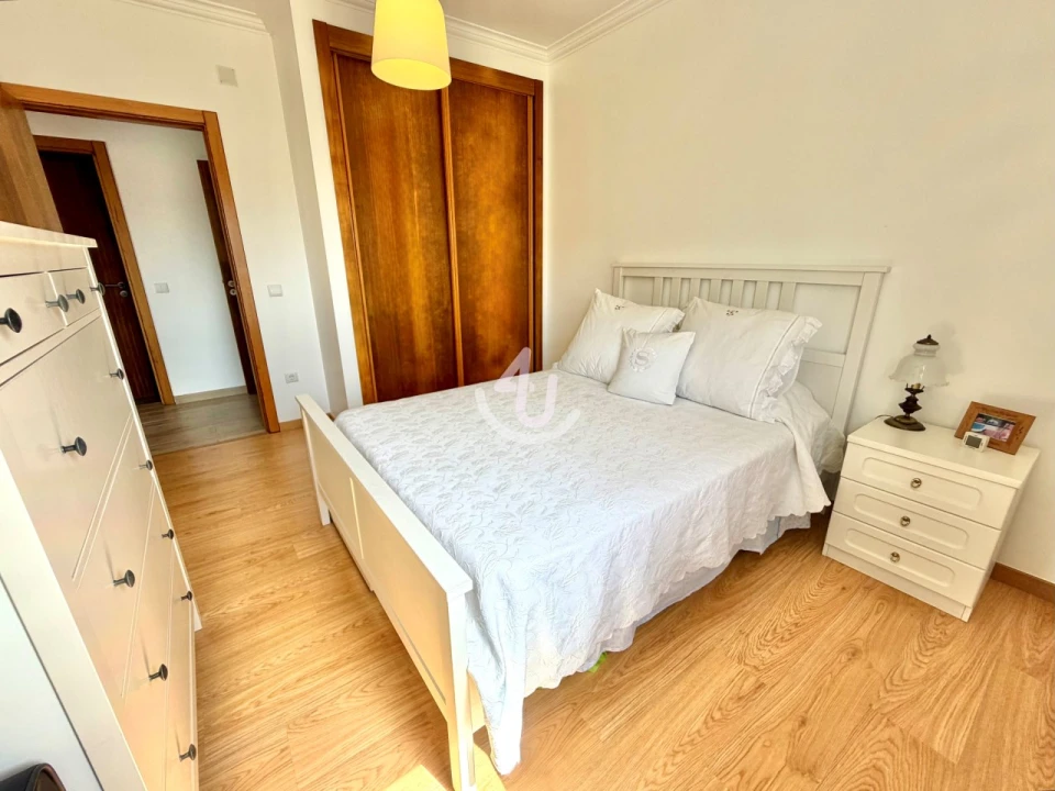 Apartamento T2 para Venda em Tornada e Salir do Porto Foto 18