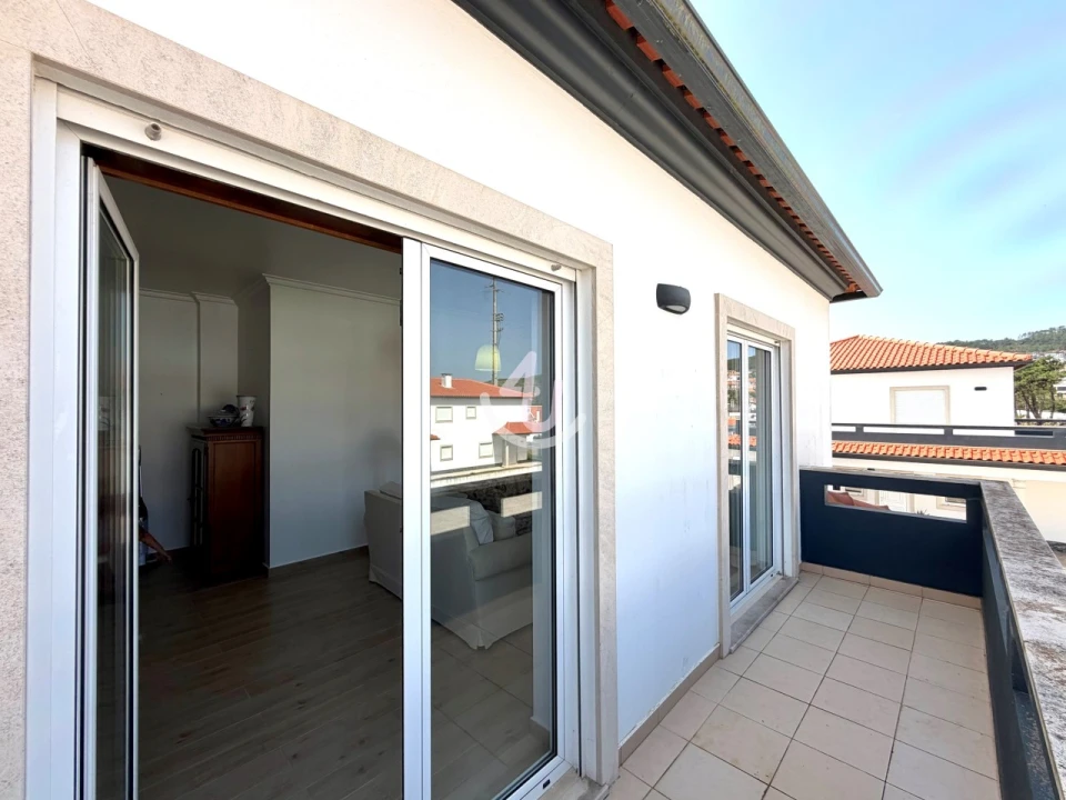 Apartamento T2 para Venda em Tornada e Salir do Porto Foto 31
