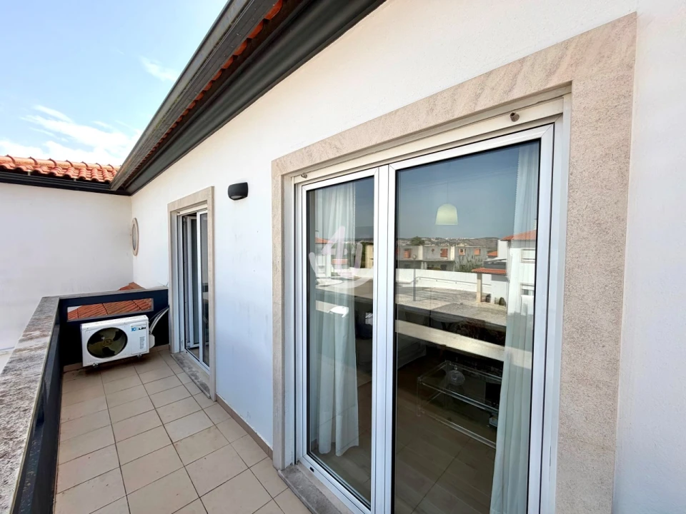 Apartamento T2 para Venda em Tornada e Salir do Porto Foto 28