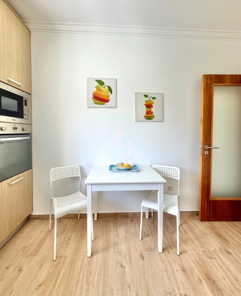 Apartamento T2 para Venda em Tornada e Salir do Porto