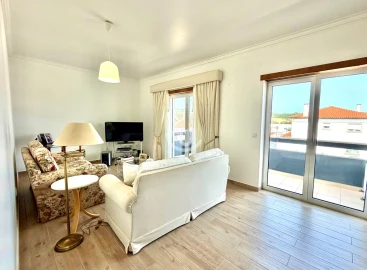 Apartamento T2 para Venda em Tornada e Salir do Porto
