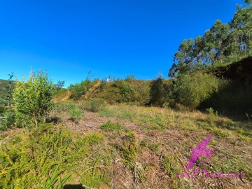 Terreno para Venda em Outeiro