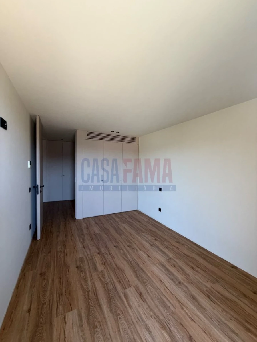 Apartamento T2 para Venda em Gualtar Foto 7