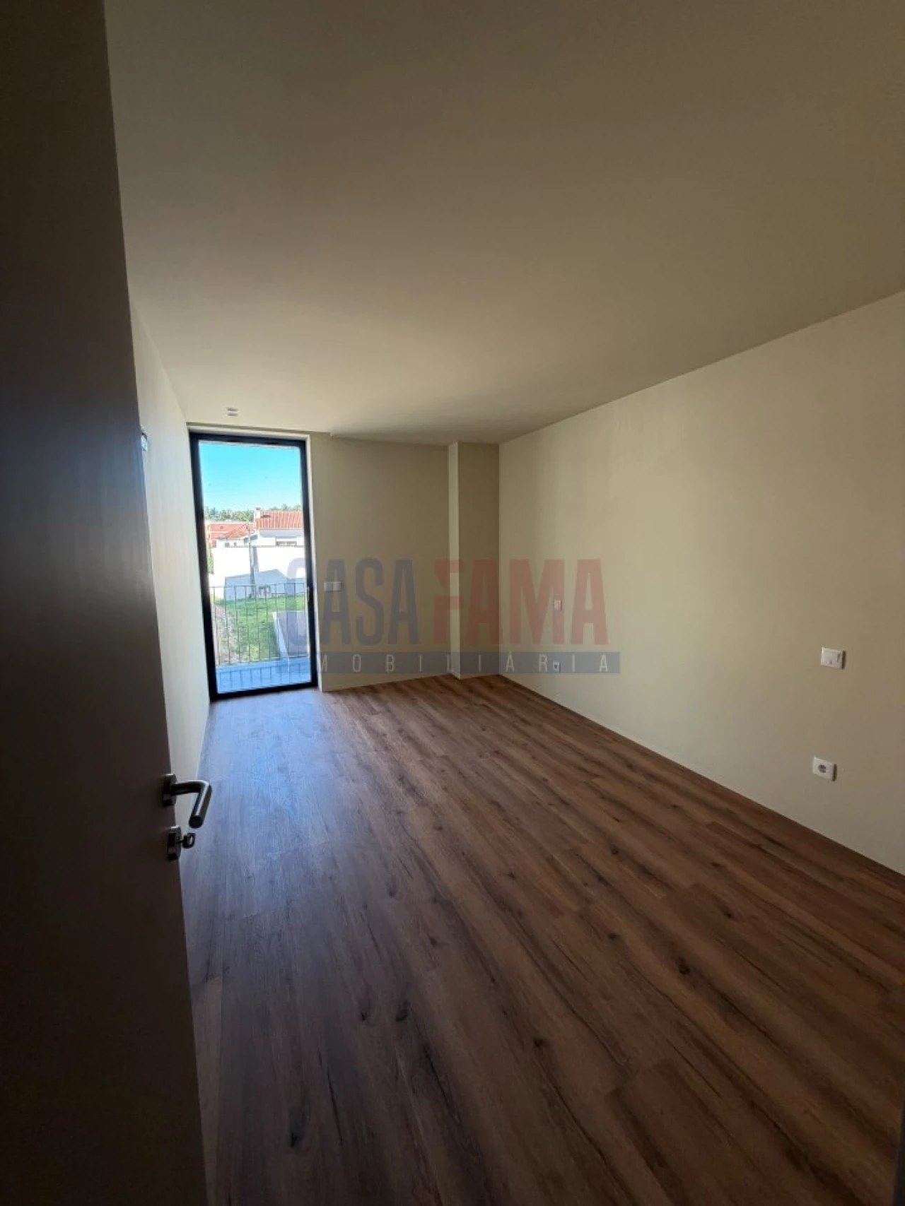 Apartamento T2 para Venda em Gualtar Foto 5