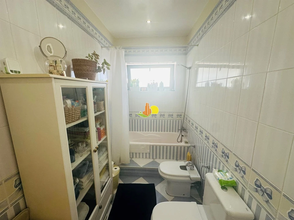 Apartamento T3 para Venda em Buarcos Foto 9