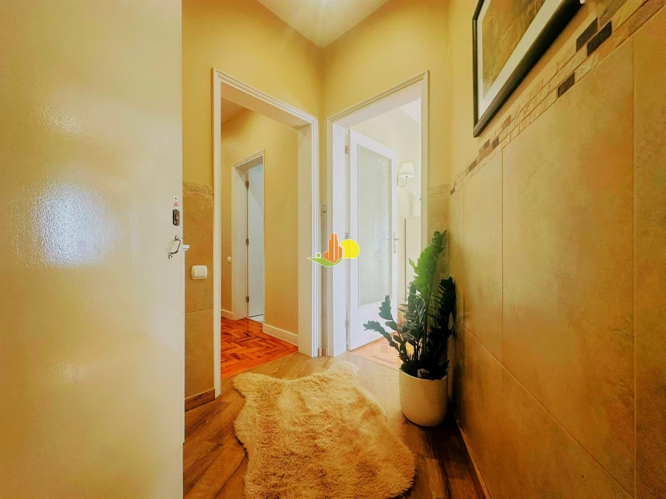 Apartamento T3 para Venda em Buarcos Foto 3