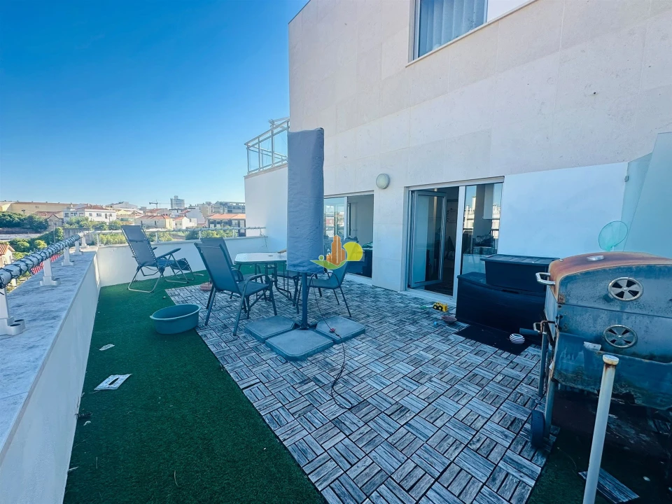 Apartamento T2 para Venda em Buarcos Foto 1
