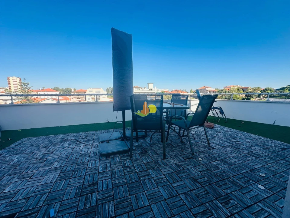 Apartamento T2 para Venda em Buarcos Foto 11