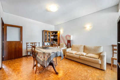 Apartamento T3 para Venda em Póvoa de Varzim, Beiriz e Argivai