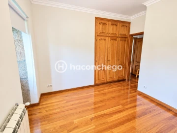 Moradia T3 para Venda em Friastelas