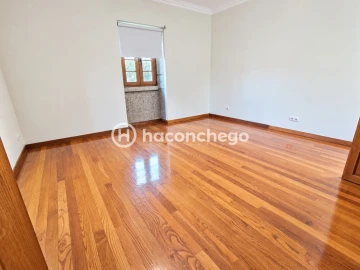 Moradia T3 para Venda em Friastelas