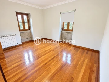 Moradia T3 para Venda em Friastelas