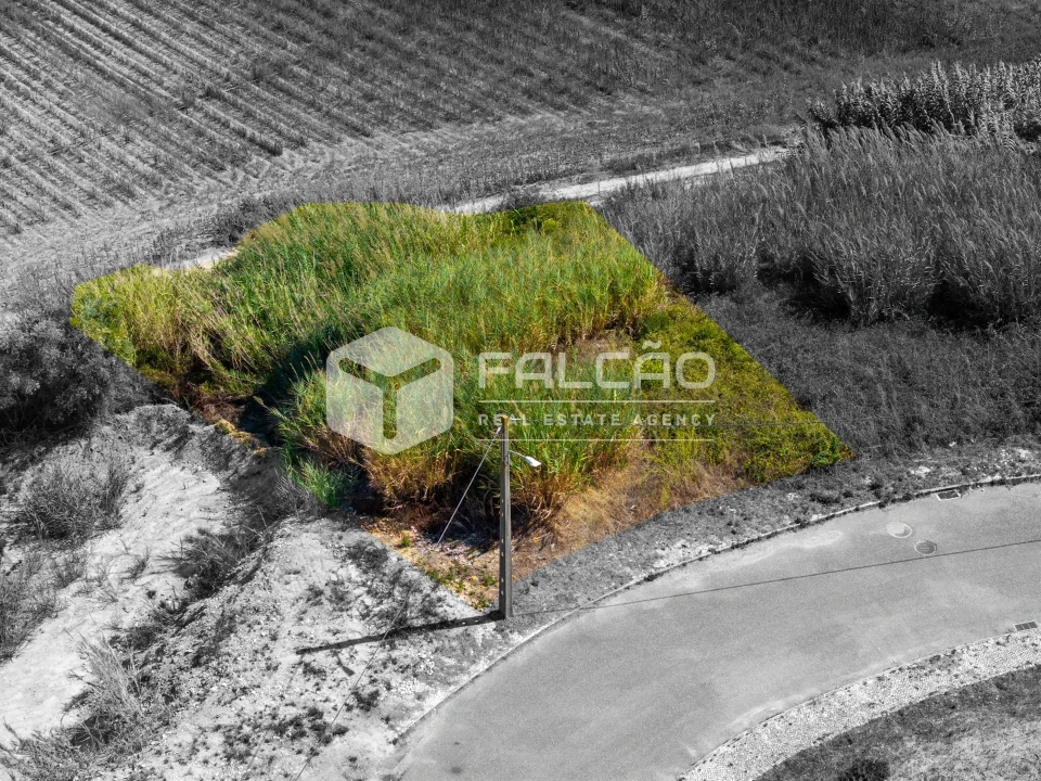 Terreno para Venda em Marvila, Ribeira Santarém, São Salvador, São Nicolau Foto 1