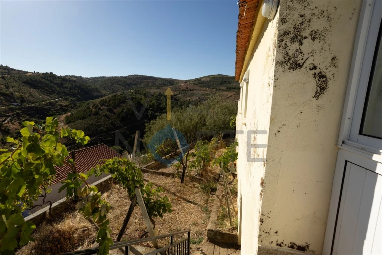 Moradia T2 para Venda em Ferradosa e Sendim da Serra Foto 33
