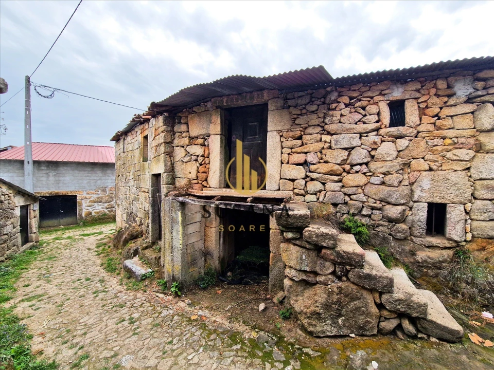 Moradia T3 para Venda em Lordosa Foto 2