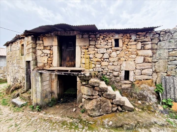 Moradia T3 para Venda em Lordosa