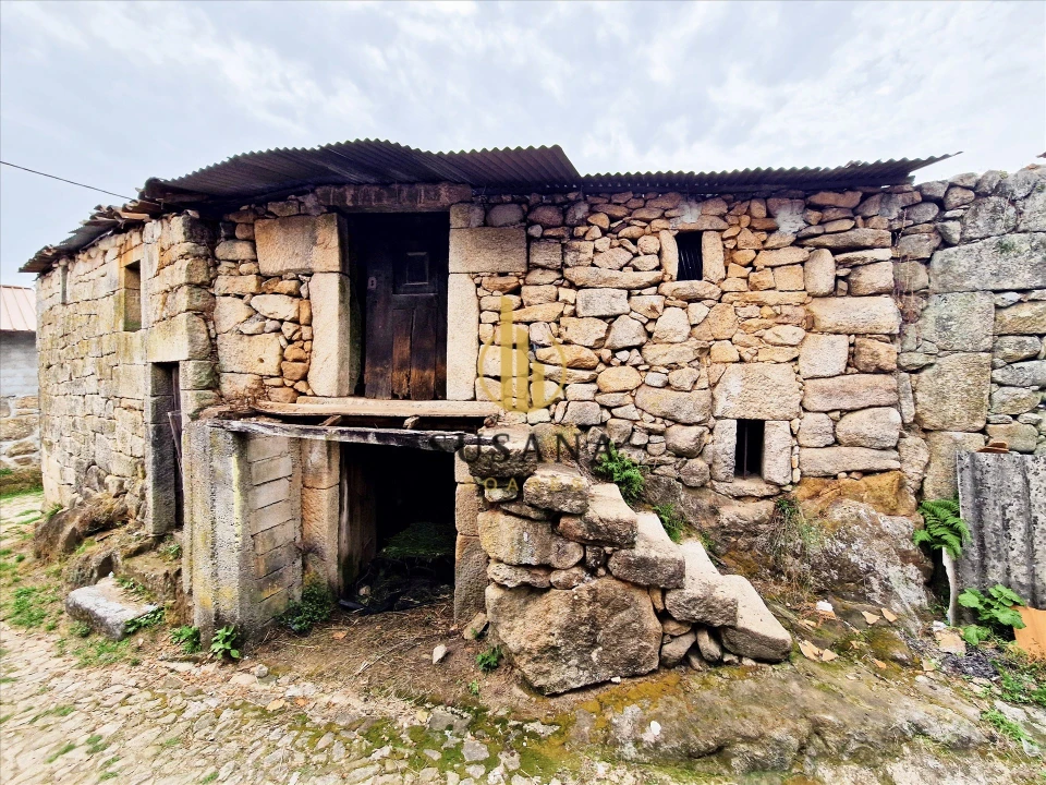 Moradia T3 para Venda em Lordosa Foto 1