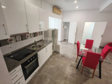 Apartamento T1 para Arrendamento em Covilhã e Canhoso