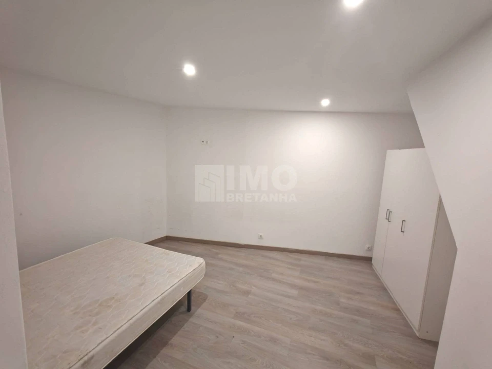 Apartamento T1 para Arrendamento em Covilhã e Canhoso Foto 10