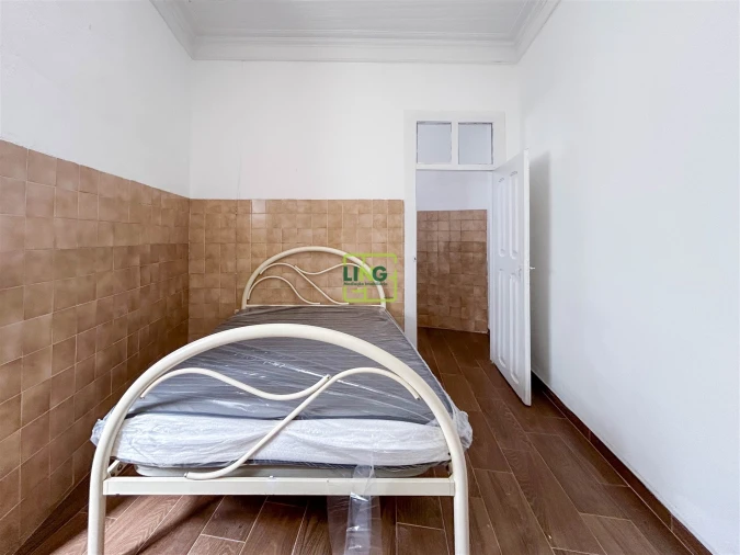 Apartamento T2 para Arrendamento em Castelo Branco Foto 13