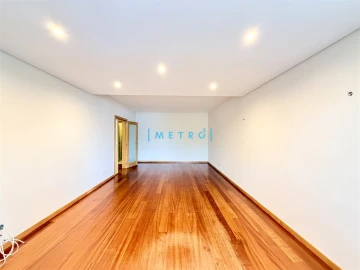 Apartamento T2 para Arrendamento em Matosinhos e Leça da Palmeira