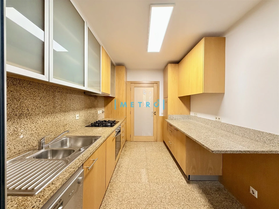 Apartamento T2 para Arrendamento em Matosinhos e Leça da Palmeira Foto 8