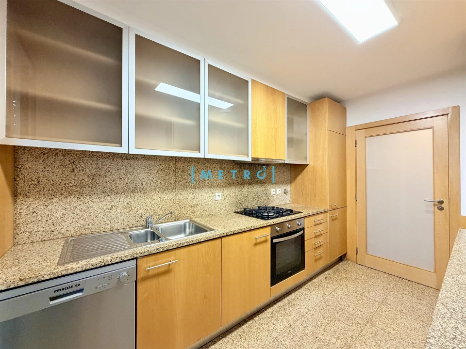 Apartamento T2 para Arrendamento em Matosinhos e Leça da Palmeira Foto 9