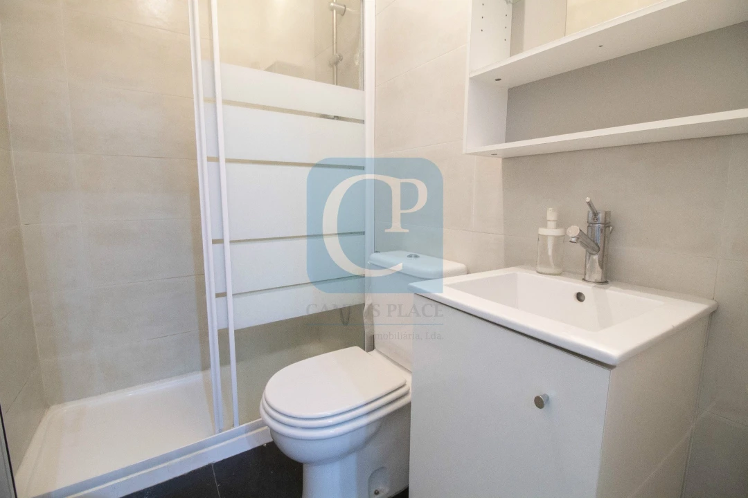 Apartamento T2 para Arrendamento em São Mamede de Infesta e Senhora da Hora Foto 8